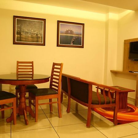 Saas Residency Hotel Kozhikode Luaran gambar