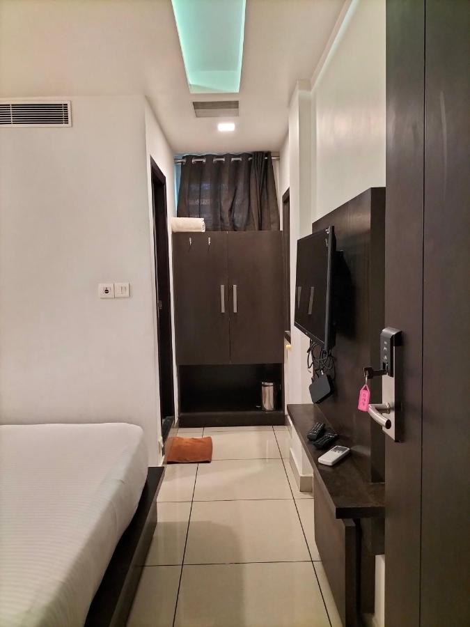 Saas Residency Hotel Kozhikode Luaran gambar