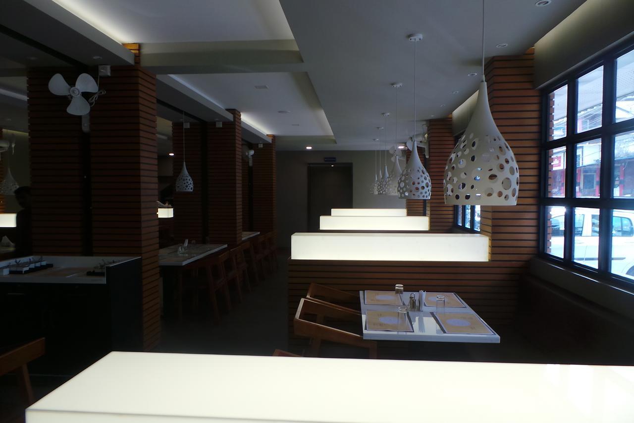 Saas Residency Hotel Kozhikode Luaran gambar