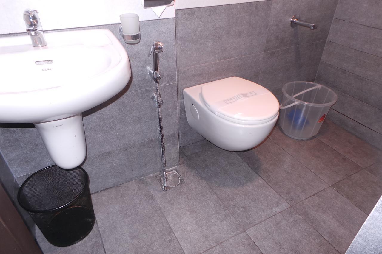 Saas Residency Hotel Kozhikode Luaran gambar