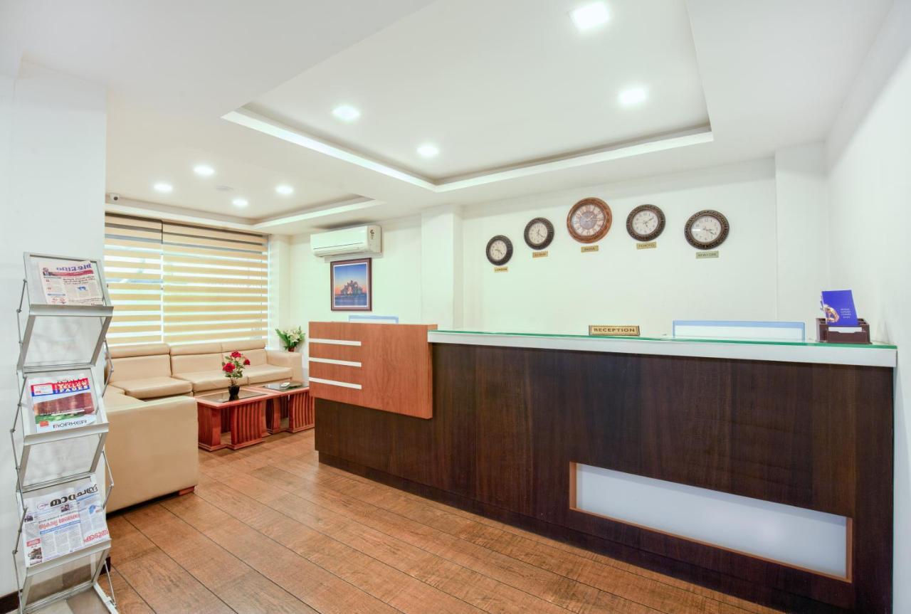 Saas Residency Hotel Kozhikode Luaran gambar